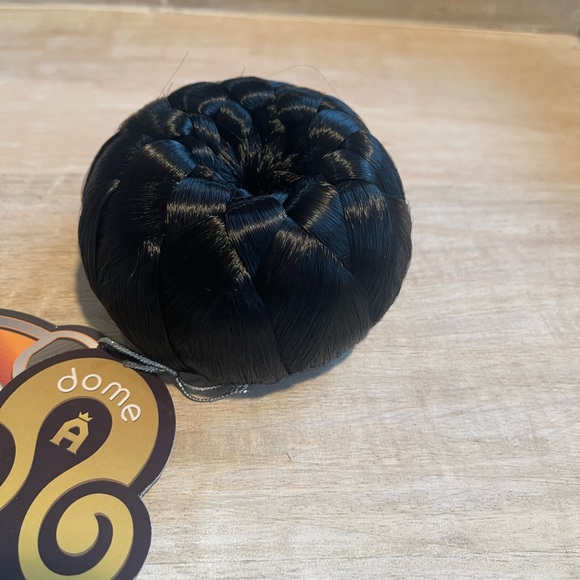 New Blk Braided Hair Extension Bun - Picture 5 of 7